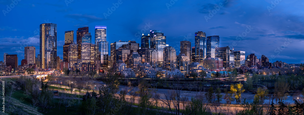 Fototapeta premium Calgary skyline panoramic