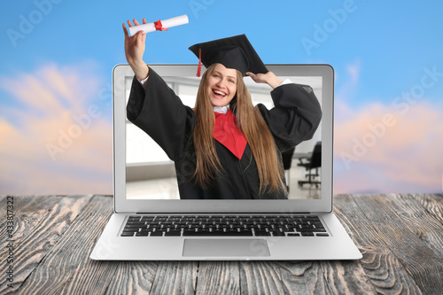 Female graduating student o...