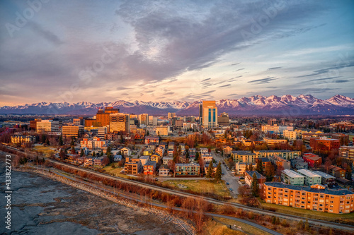 Bild auf Leinwand Aerial View of a Sunset over Downtown Anchorage, Alaska in Spring