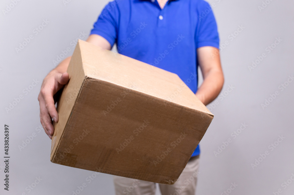 delivery of parcels by courier to the address delivery of parcels by courier to the address