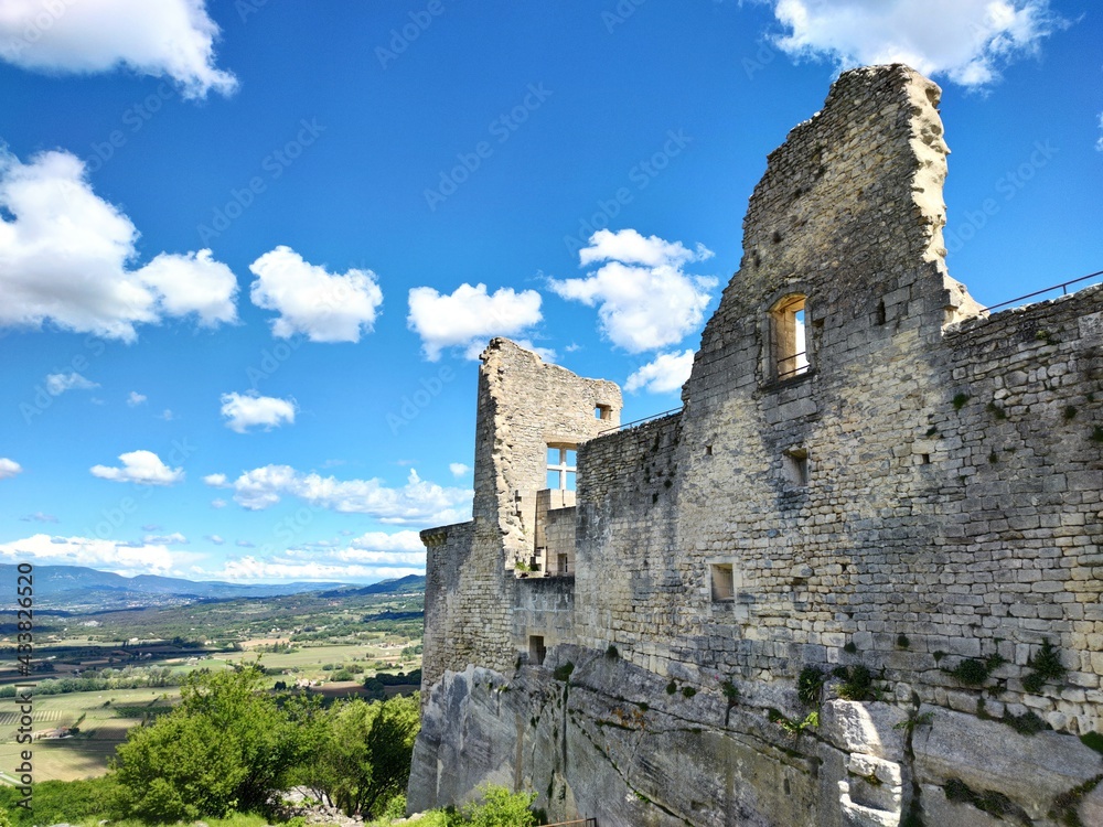 Obraz premium Provence, château de Lacoste
