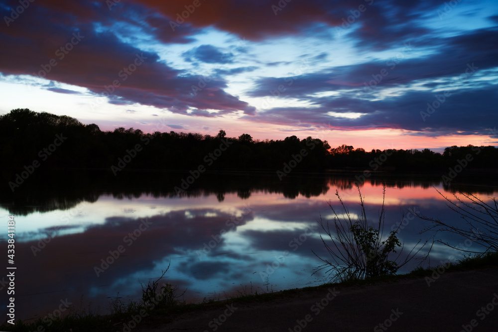 Stunning sunset at Rusanivka