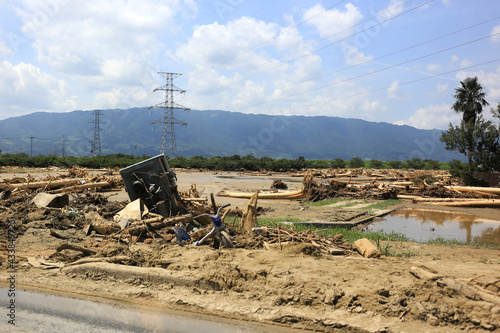 線状降水帯豪雨による河川氾濫被害