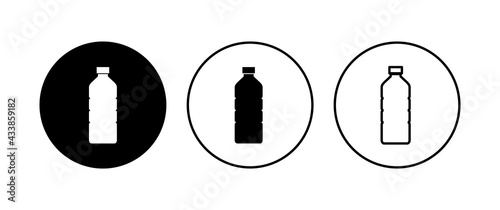 Bottle icon set. bottle vector icon
