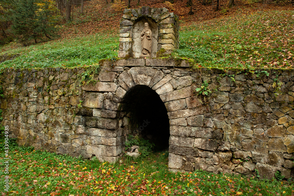 Lower Schopfer tunnel, UNESCO heritage object in Hordrusa Hamre village in the Žarnovica District, Banská Bystrica Region in Slovakia. Adit called "Dolna stolna Schopfer" in Jalsova valley in Slovakia - obrazy, fototapety, plakaty 