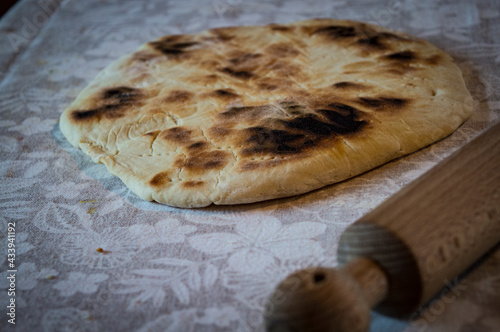 Torta al testo fatta con ansagnolo photo