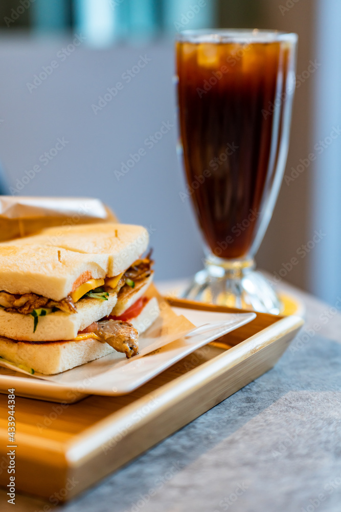 Ice americano, sandwich, tasty smoked beef panino