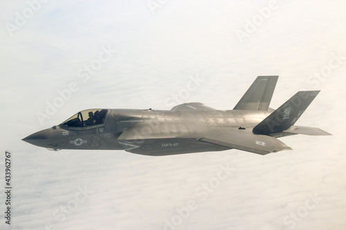 F35 in flight photo
