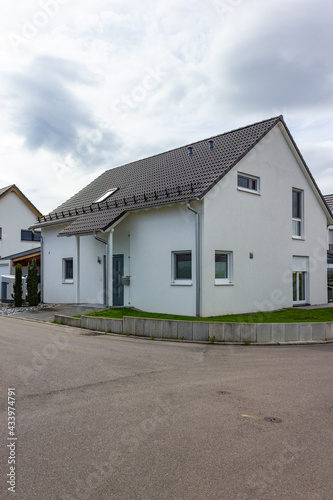 modern house facade © rudolfgeiger