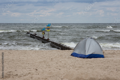 namiot plaża morze 