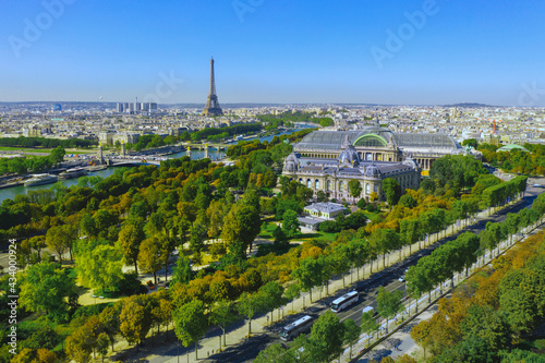 Aerial view of Paris, France  © espiegle