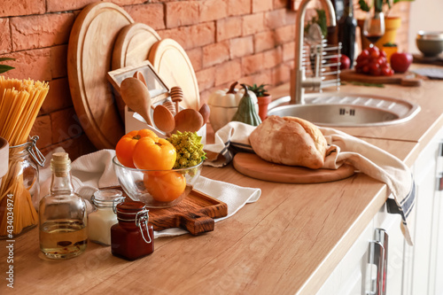 Cooking utensils and produc...