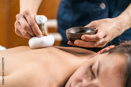 Kizhi Ayurveda Massage with Herbal Pads