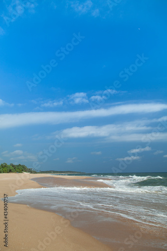 Fototapeta Naklejka Na Ścianę i Meble -  Sri Lanka, Beautiful view of the tropical beach