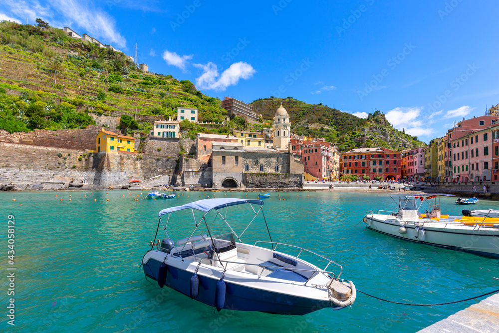 View on seaside and typical houses in small village, Vernazza, Cinque Terre, Italy