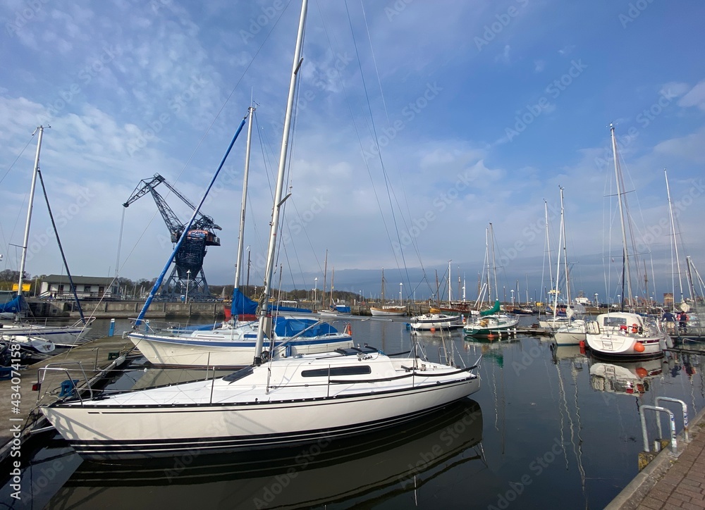 Naklejka premium boats in marina, Rostock
