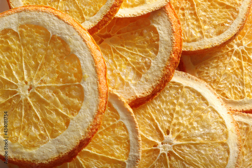 Obraz na plátně Frozen and dried orange slices