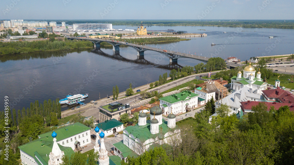 Nizhny Novgorod. Kanavinsky bridge over the Oka river in the city center	