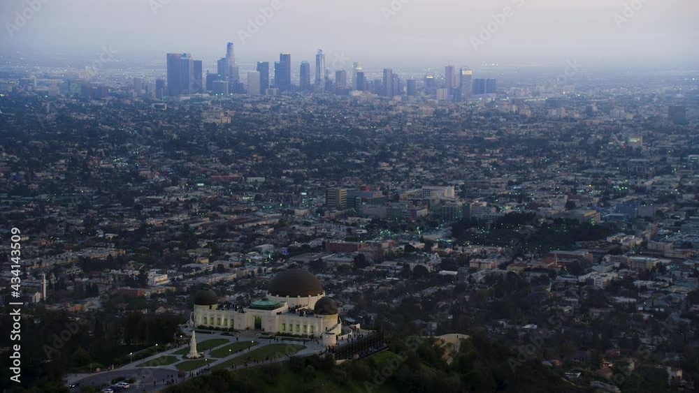 Great view of the Griffith Observatory in Mount Hollywood. Los Angeles, California. Downtown skyline with its famous skyscrapers during sunset. Shot in 8K.
Great view of the Griffith Observatory in Mount Hollywood. Los Angeles, California. Downtown skyline with its famous skyscrapers during sunset. Shot in 8K.