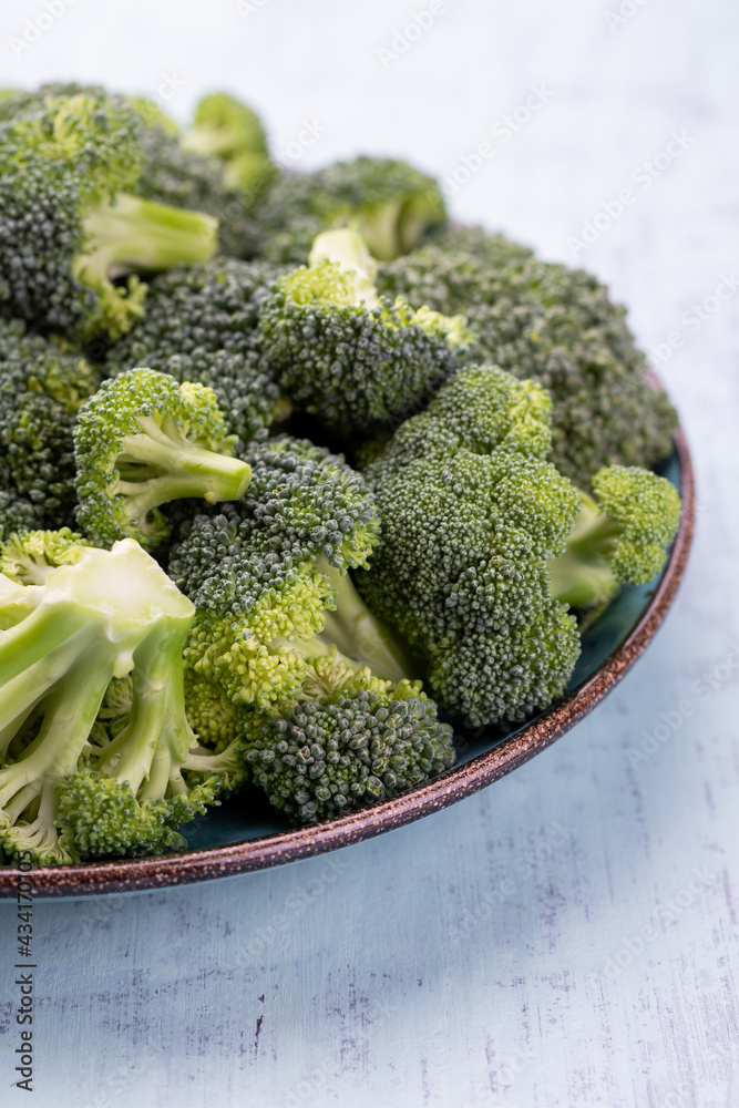 Healthy Green Organic Raw Broccoli Florets Ready for Cooking Healthy Green Organic Raw Broccoli Florets Ready for Cooking