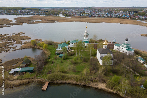 View of the Trinity Ostrovo-Yezersk Convent in Vorsma in the Nizhny Novgorod region
