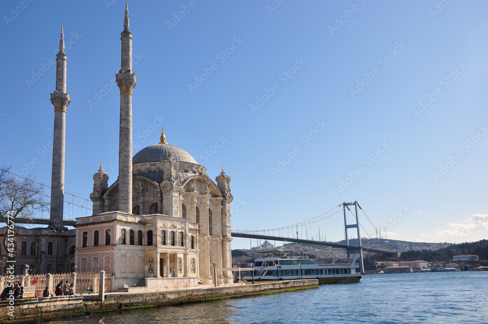 Büyük Mecidiye Mosque, or Ortaköy Mosque as it is known by the public, is a Neo Baroque style mosque located on the beach in Ortaköy district of Beşiktaş district in Istanbul Bosphorus.