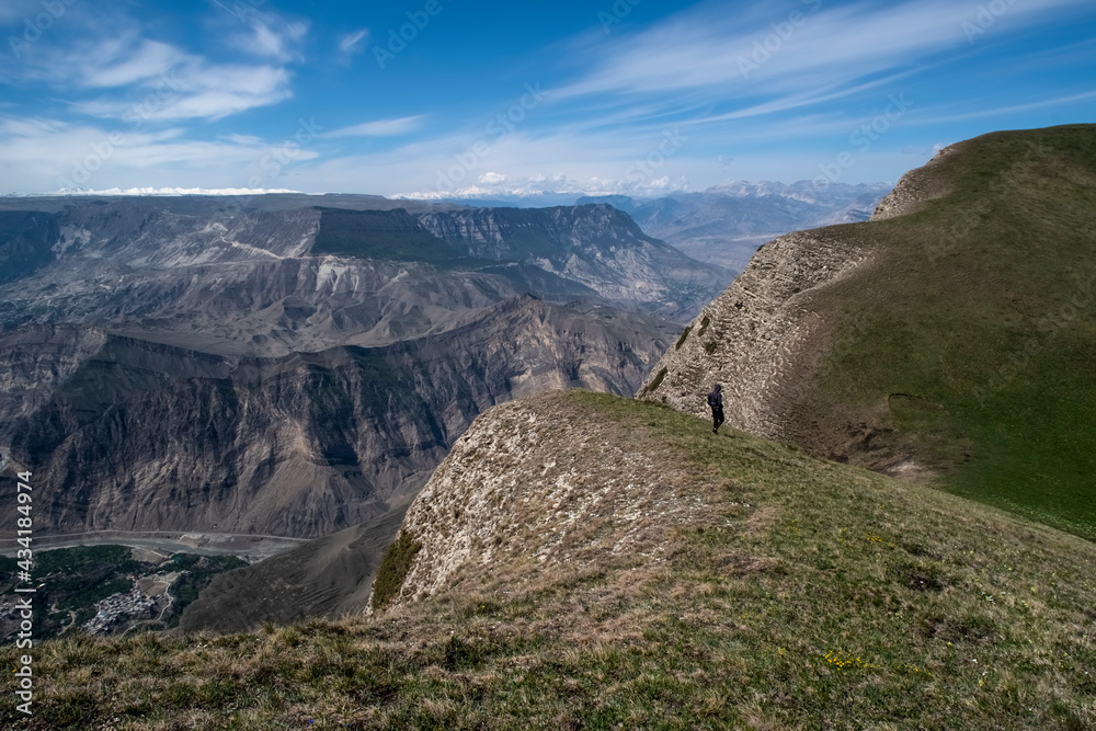 Obraz premium Sulak Canyon is the deepest canyon in Europe. Depth 1920 meters, length 53 km. Located in the valley of the Sulak River. Dagestan, Russia