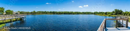 Fényképezés Panorama of Cooter Pond Park - Inverness, Florida, USA