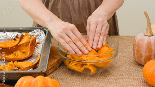 Making pumpkin puree step by step recipe.