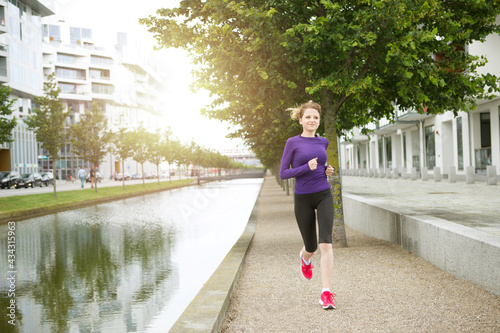 Photography running woman in Copenaghen
