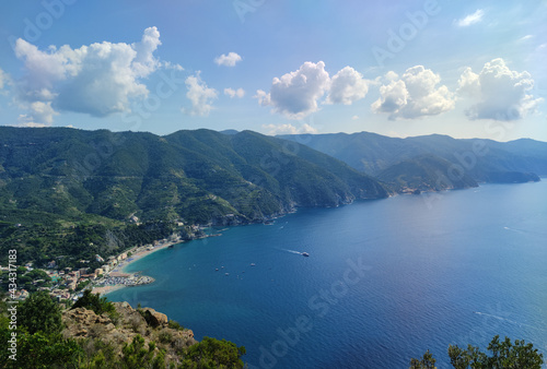 Monterosso - 5 Terre (Vista dall'altro) photo