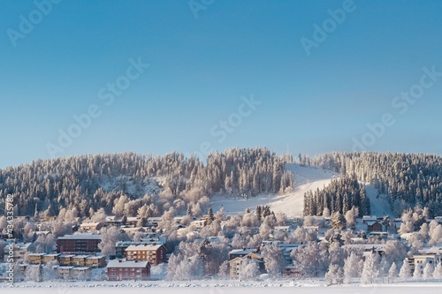 Tableau sur toile Winter view of the Frösön island in Östersund