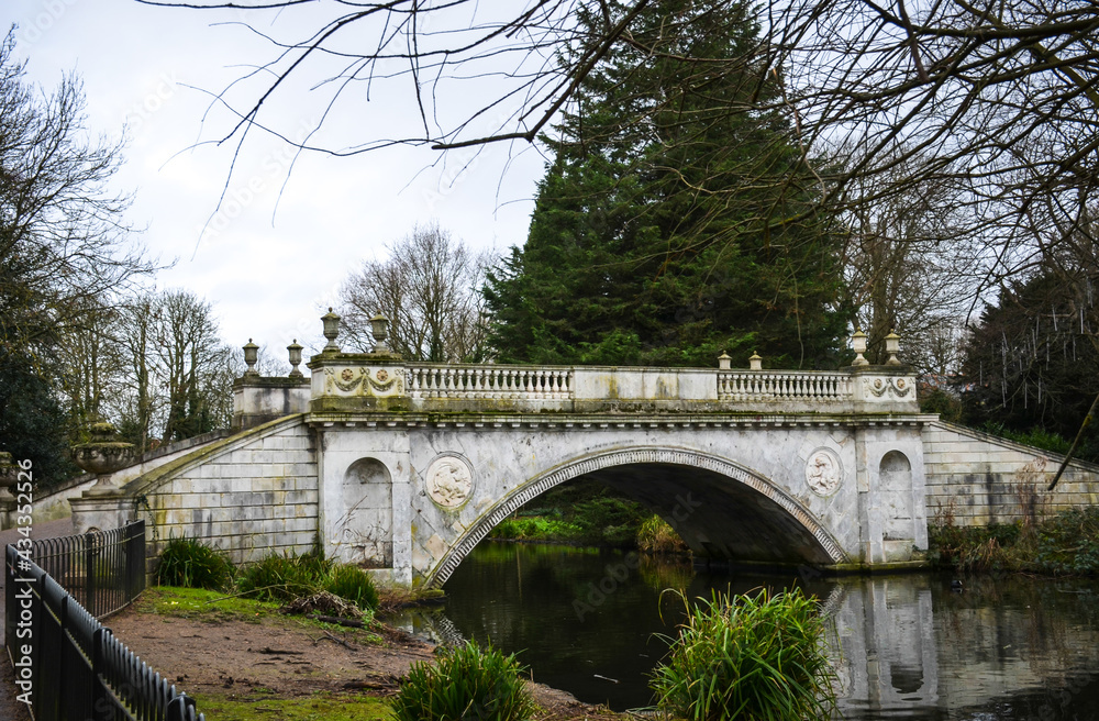 Fototapeta premium Chiswick House and gardens