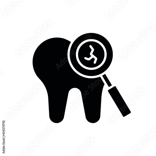 Cracked tooth, caries glyph icon. Dental services and therapy. Vector isolated black illustration.