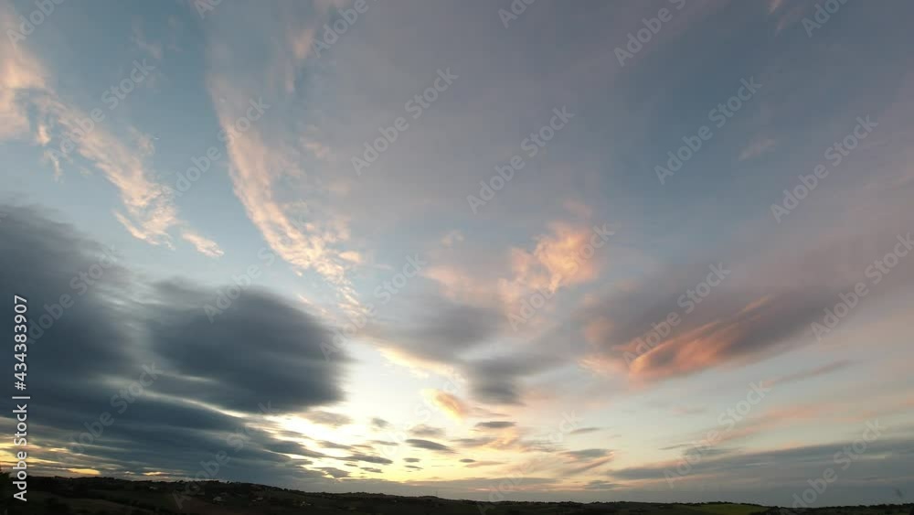 timelapse paesaggio e nuvole in 4k timelapse paesaggio e nuvole in 4k