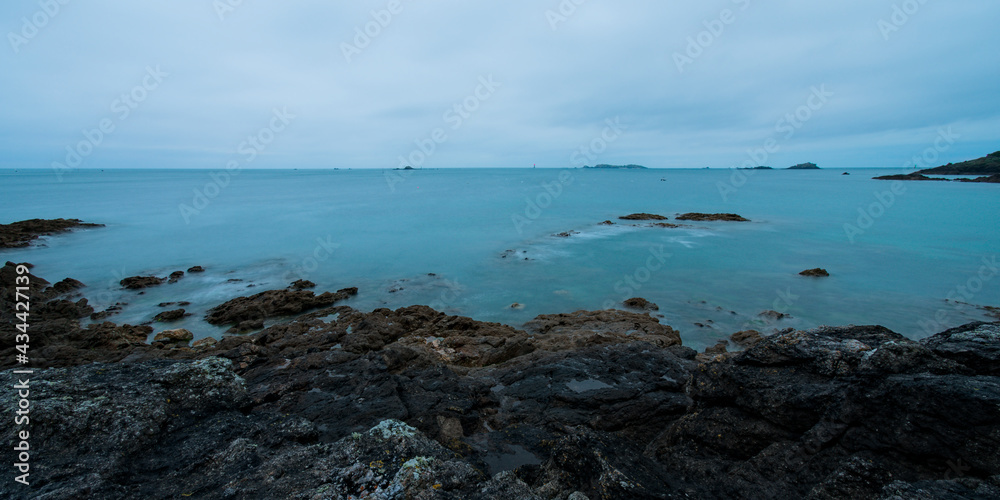 Plage de la Fourberie à Saint Lunaire proche de Saint Malo Plage de la Fourberie à Saint Lunaire proche de Saint Malo