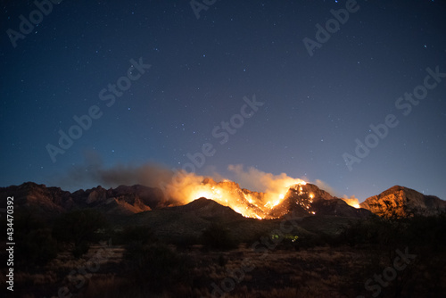 Bighorn Wildfire on the Catalina Mountains  © Tonia