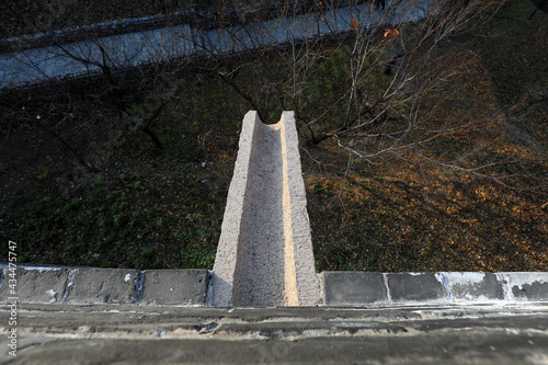 Close up of the Great Wall outfall photo