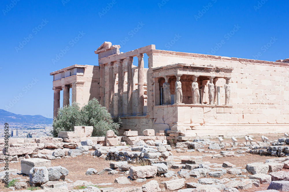 Obraz premium example of perfect proportions and eternal style ionic columns