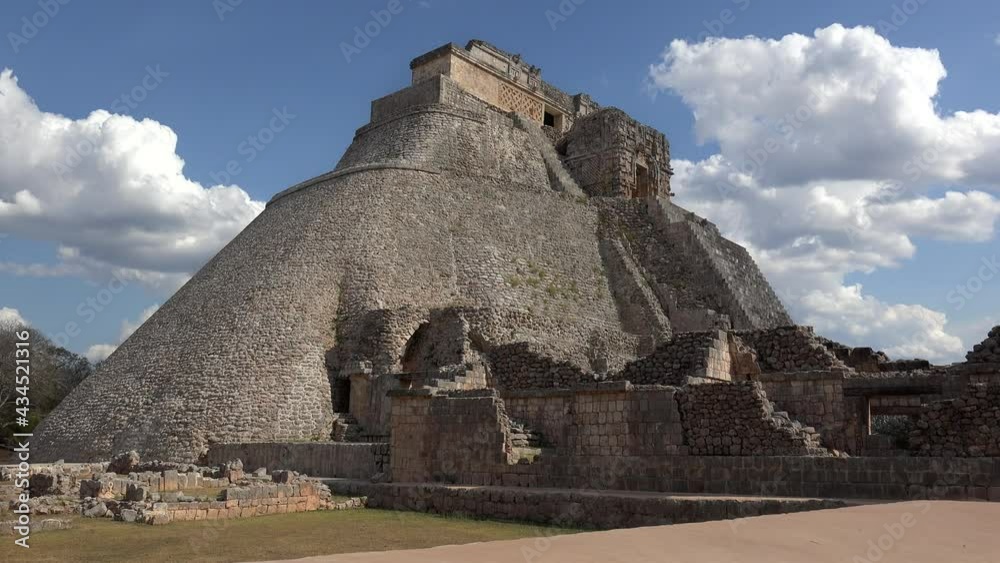 Pyramid of the Magician in the ancient Mayan city of Uxmal. Yucatan, Mexico Pyramid of the Magician in the ancient Mayan city of Uxmal. Yucatan, Mexico