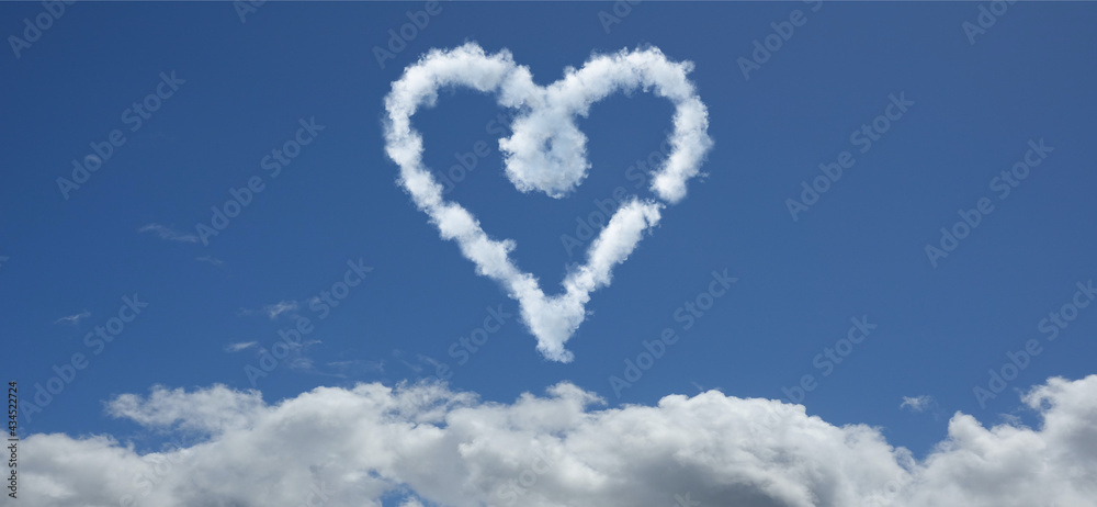Fototapeta premium nuages 1 coeur vide