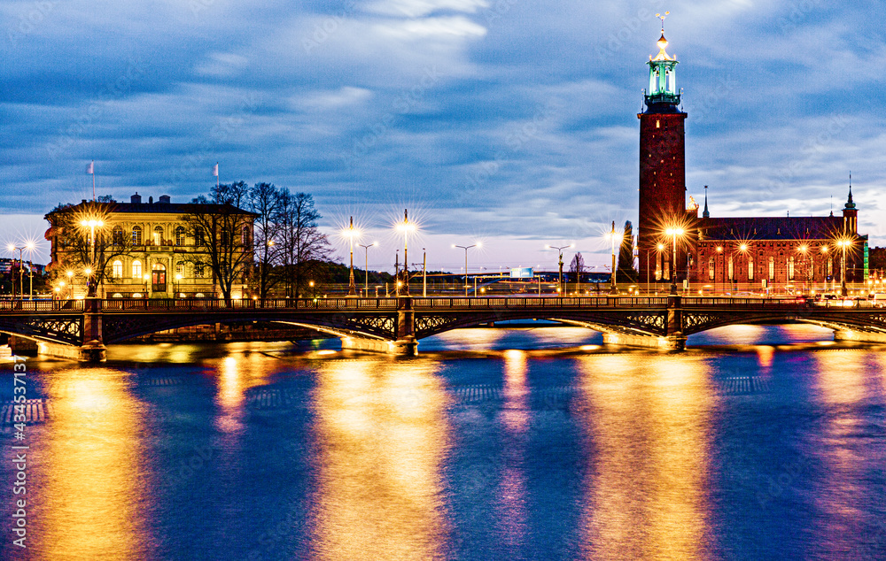 Fototapeta premium The Town Hall In Stockholm, Sweden At Night