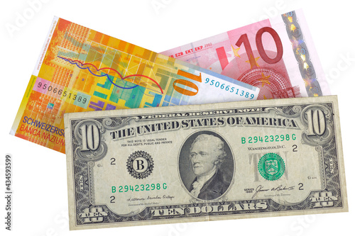 banknotes in different currencies