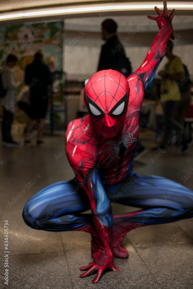 Obraz premium Kiev, Ukraine - May 20, 2018: Comic Con, an annual festival of geek culture in Kiev, Ukraine. Cosplayers in costumes. People in costumes of characters in the Marvel, DC Universe, computer games