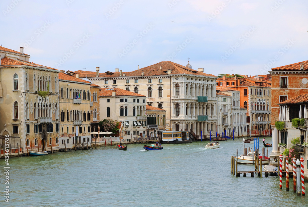 Venice cityscape with colorful houses
