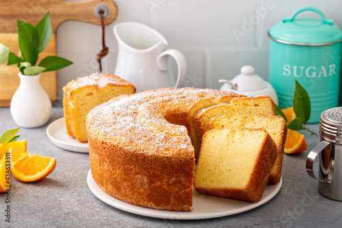 Obraz na plátne Traditional vanilla pound cake with orange extract, Bundt cake