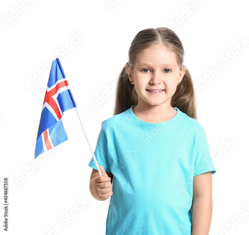 Little girl with the flag o...