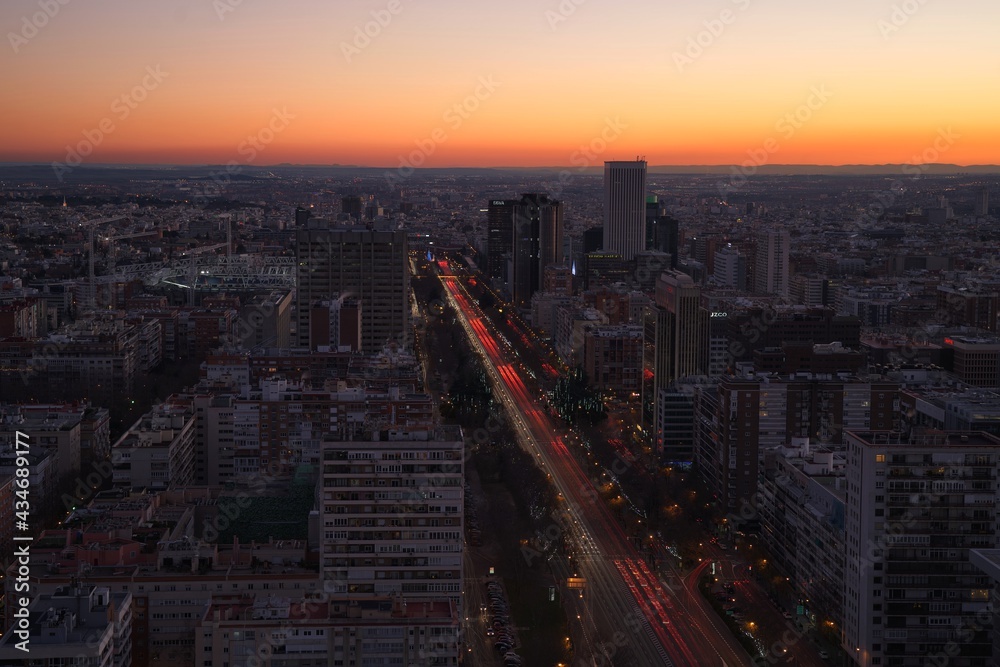 Fototapeta premium city at sunset