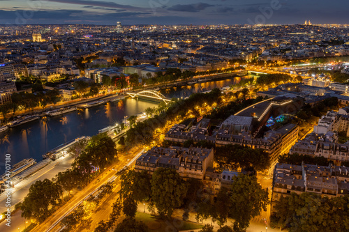 Nightview of Paris
