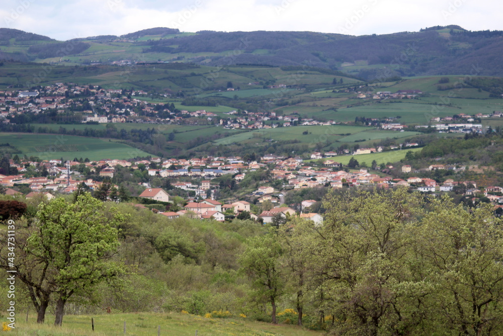 Fototapeta premium Vue en plongée de Rive de Gier